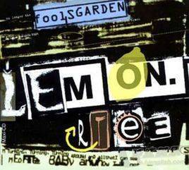 一首小苹果英文版:分享一首学生时代最喜欢听的英文歌曲——《Lemon Tree》-第1张图片-太平洋在线下载