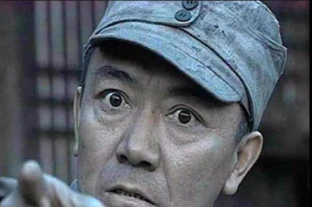 可以和女性角色做的手机游戏:张丰毅和唐国强错失的可以吹一辈子的角色：雍正和李云龙-第8张图片-太平洋在线下载